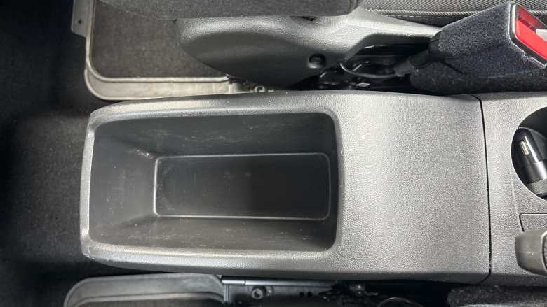 Vauxhall Crossland 1.2 Turbo [130] Design 5dr Auto Petrol Hatchback